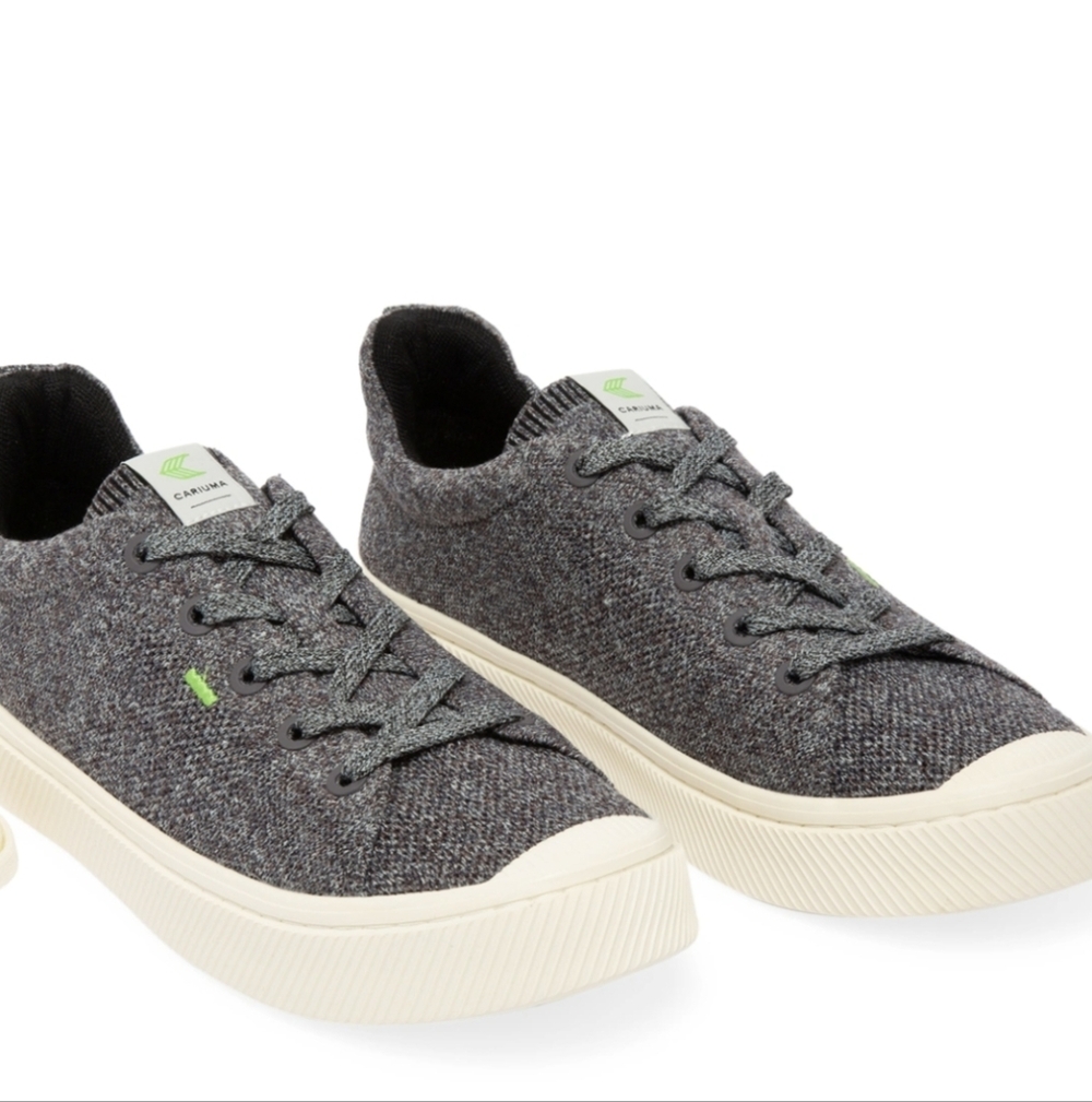 Cariuma IBI Casual Sneakers Gray Knit Low Top Size 8.5 Mens